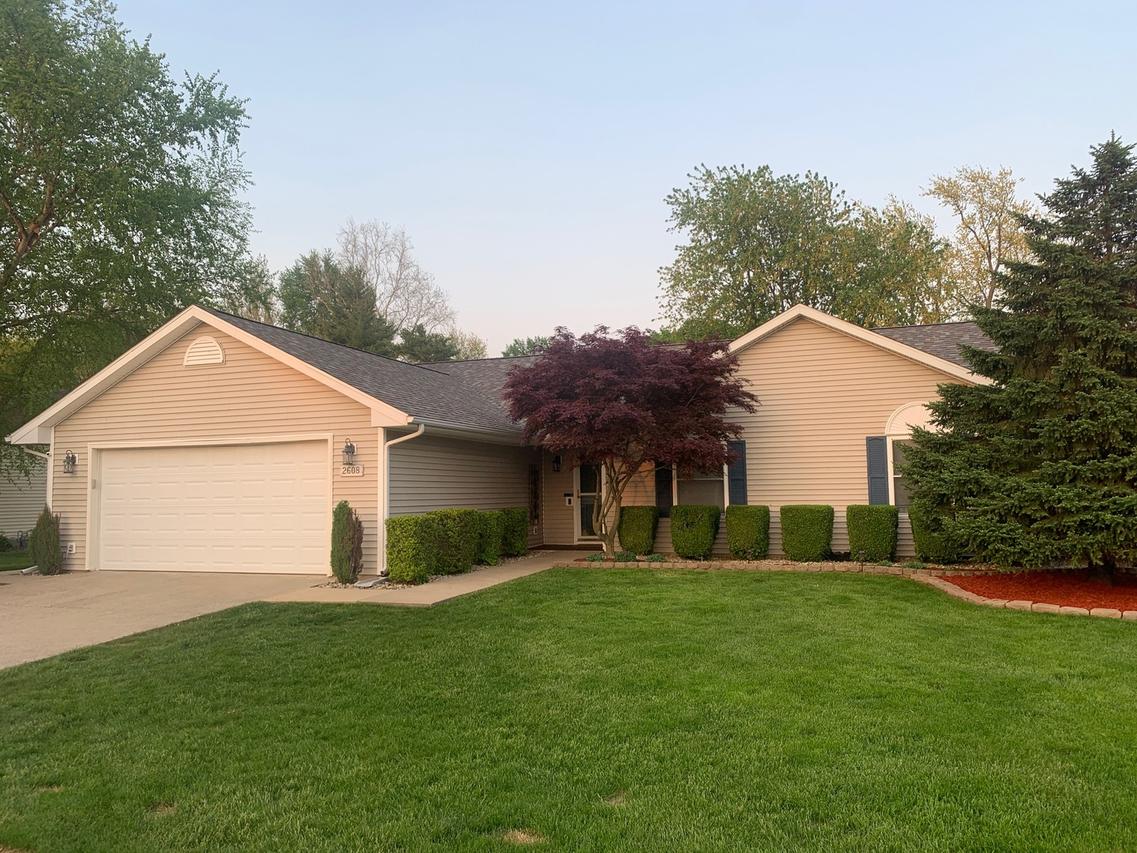 2608 Somerset Dr., Urbana, IL 61802