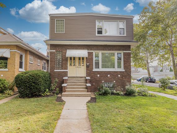 2701 N Marmora Ave., Chicago, IL 60639