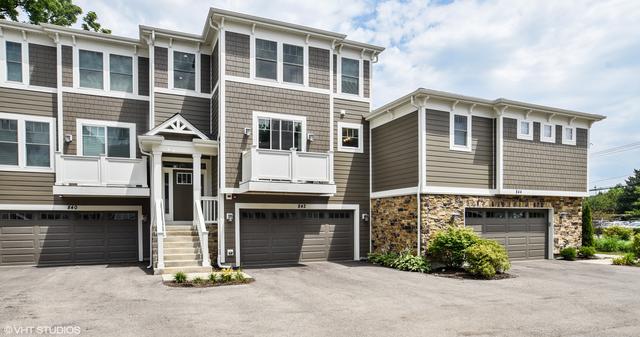 842 Chestnut St., Deerfield, IL 60015