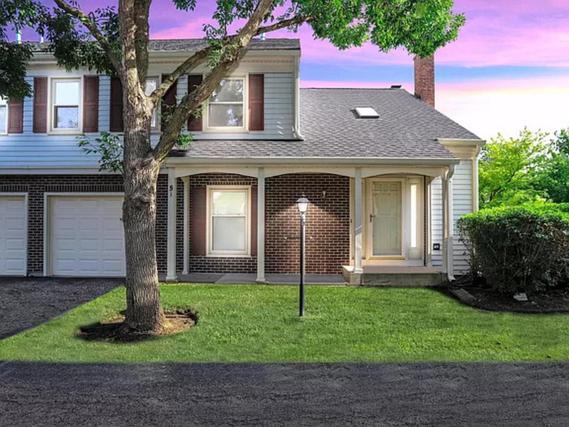 51 Bright Ridge Dr., Schaumburg, IL 60194