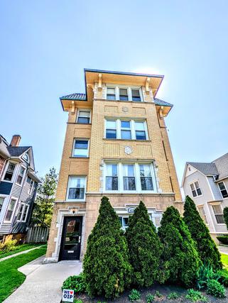 4221 N Keeler Ave. #1, Chicago, IL 60641