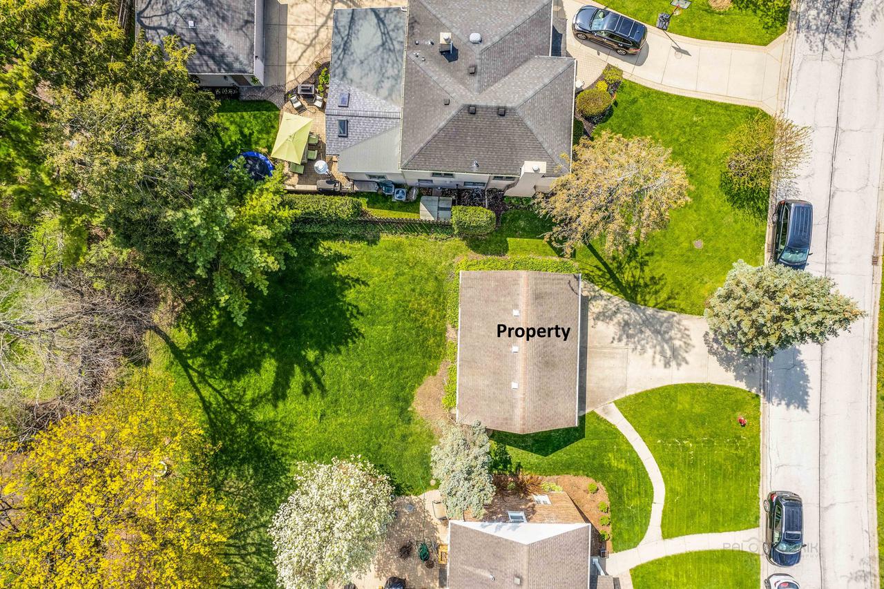 419 S Windsor Dr., Arlington Heights, IL 60004
