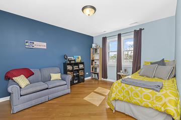 2525 W Bryn Mawr Ave. #301, Chicago, IL 60659