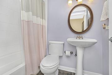 2525 W Bryn Mawr Ave. #301, Chicago, IL 60659