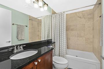 2525 W Bryn Mawr Ave. #301, Chicago, IL 60659