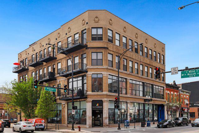 1400 N Milwaukee Ave. #203, Chicago, IL 60622