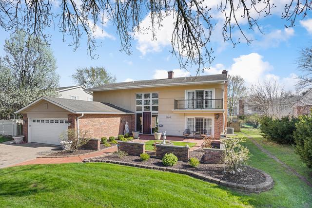1614 S Ridge Dr., Arlington Heights, IL 60005