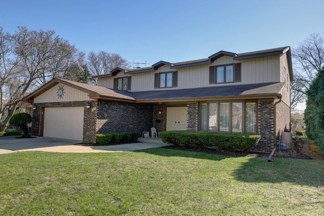 1017 N Dee Rd., Park Ridge, IL 60068