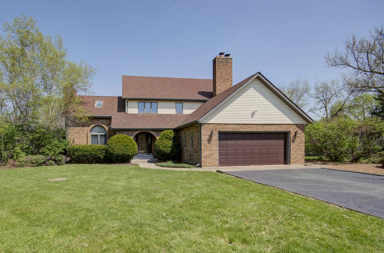 106 Eldorado Ct., Minooka, IL 60447