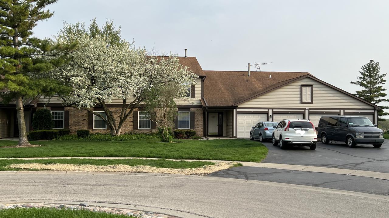228 Brett Cir. #D, Wauconda, IL 60084