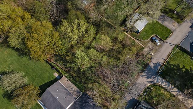 38435 N 11th St., Spring Grove, IL 60081