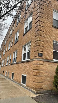 3036 W Cullom Ave. #1, Chicago, IL 60618