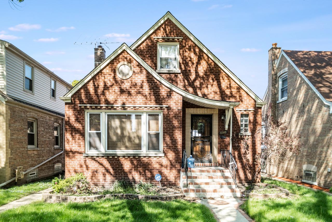 11142 S Emerald Ave., Chicago, IL 60628
