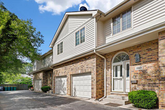 3123 Lake Ave., Wilmette, IL 60091