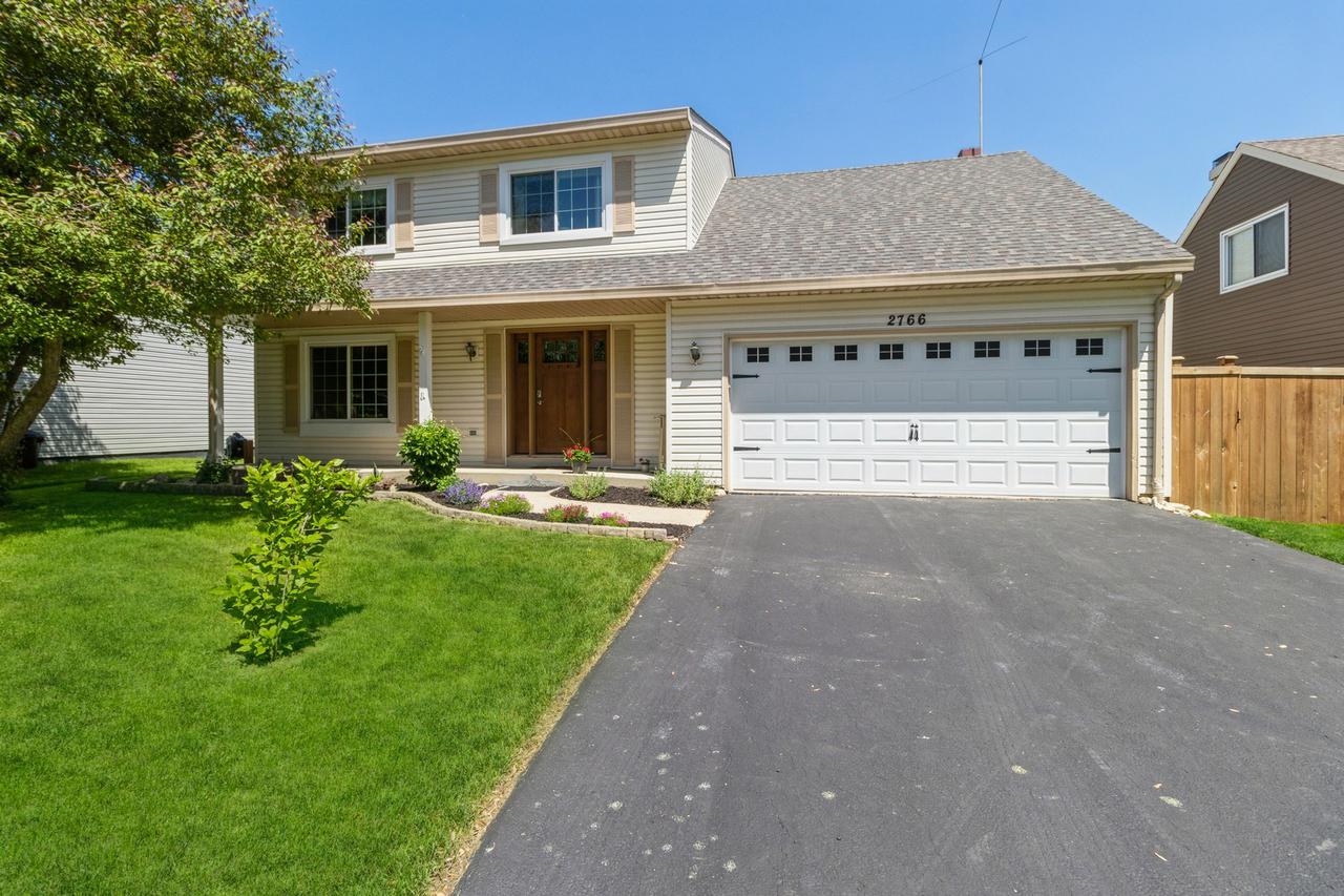 2766 Gateshead Dr., Naperville, IL 60564