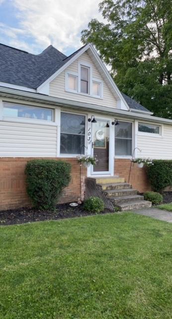 103 E North St., Catlin, IL 61817