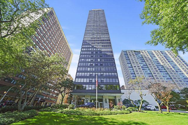 3150 N Lake Shore Dr. #16F, Chicago, IL 60657