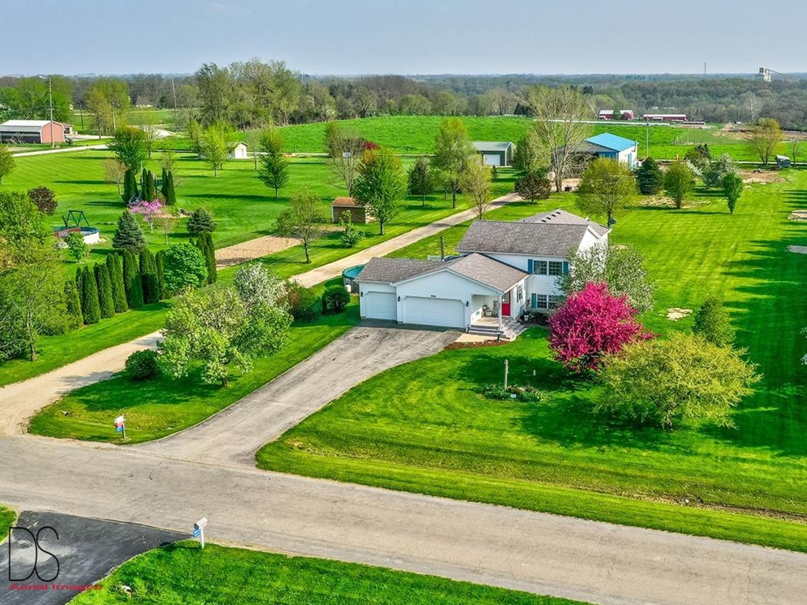 2064 N 3569th Rd., Serena, IL 60549