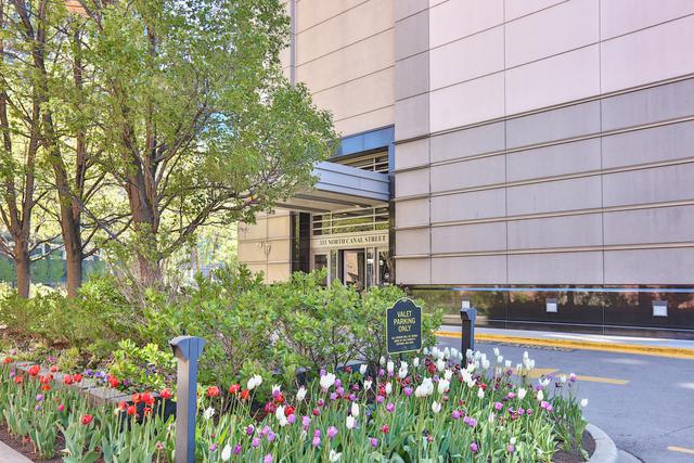 333 N Canal St. #1903, Chicago, IL 60606