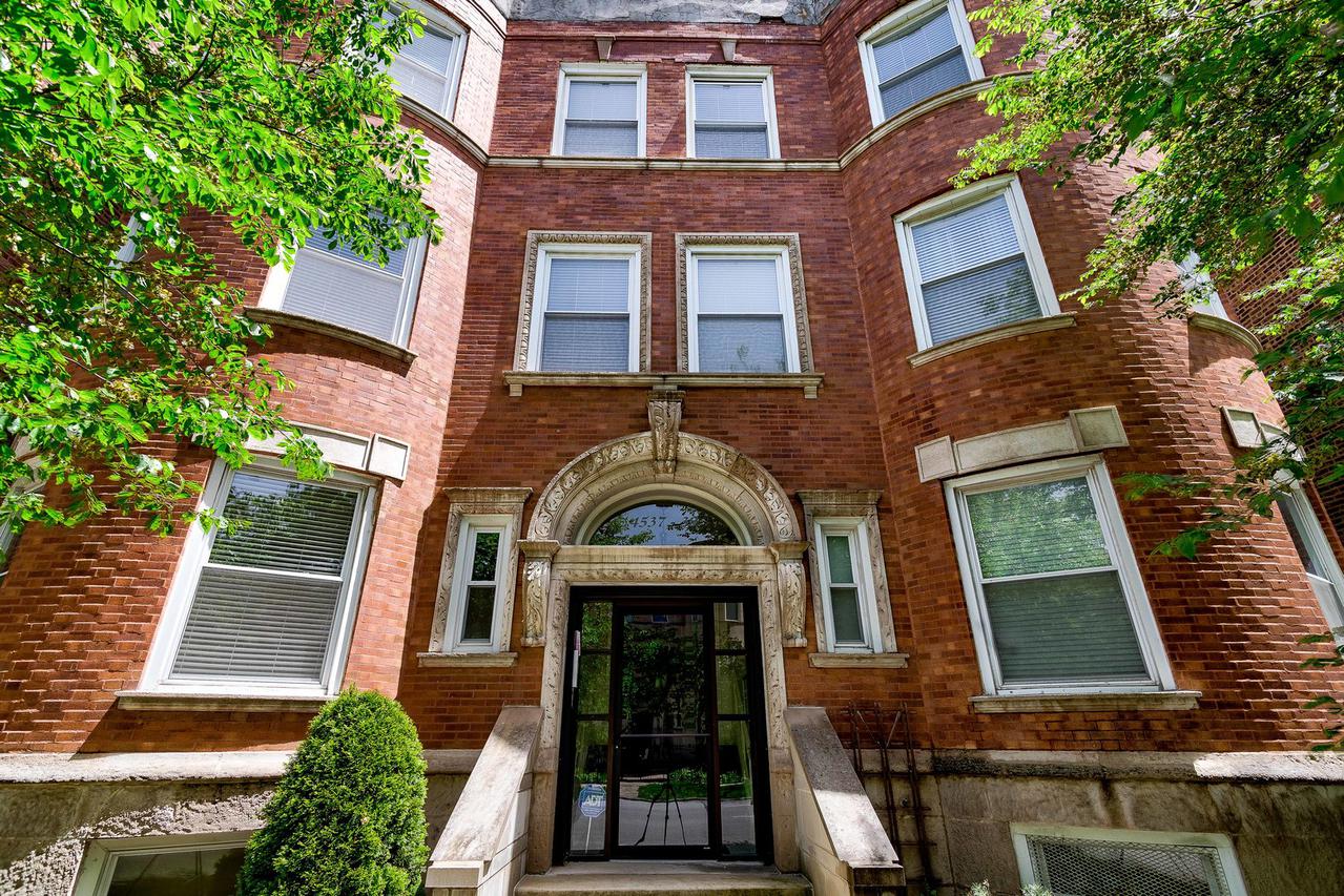 4537 S Indiana Ave. #1, Chicago, IL 60653