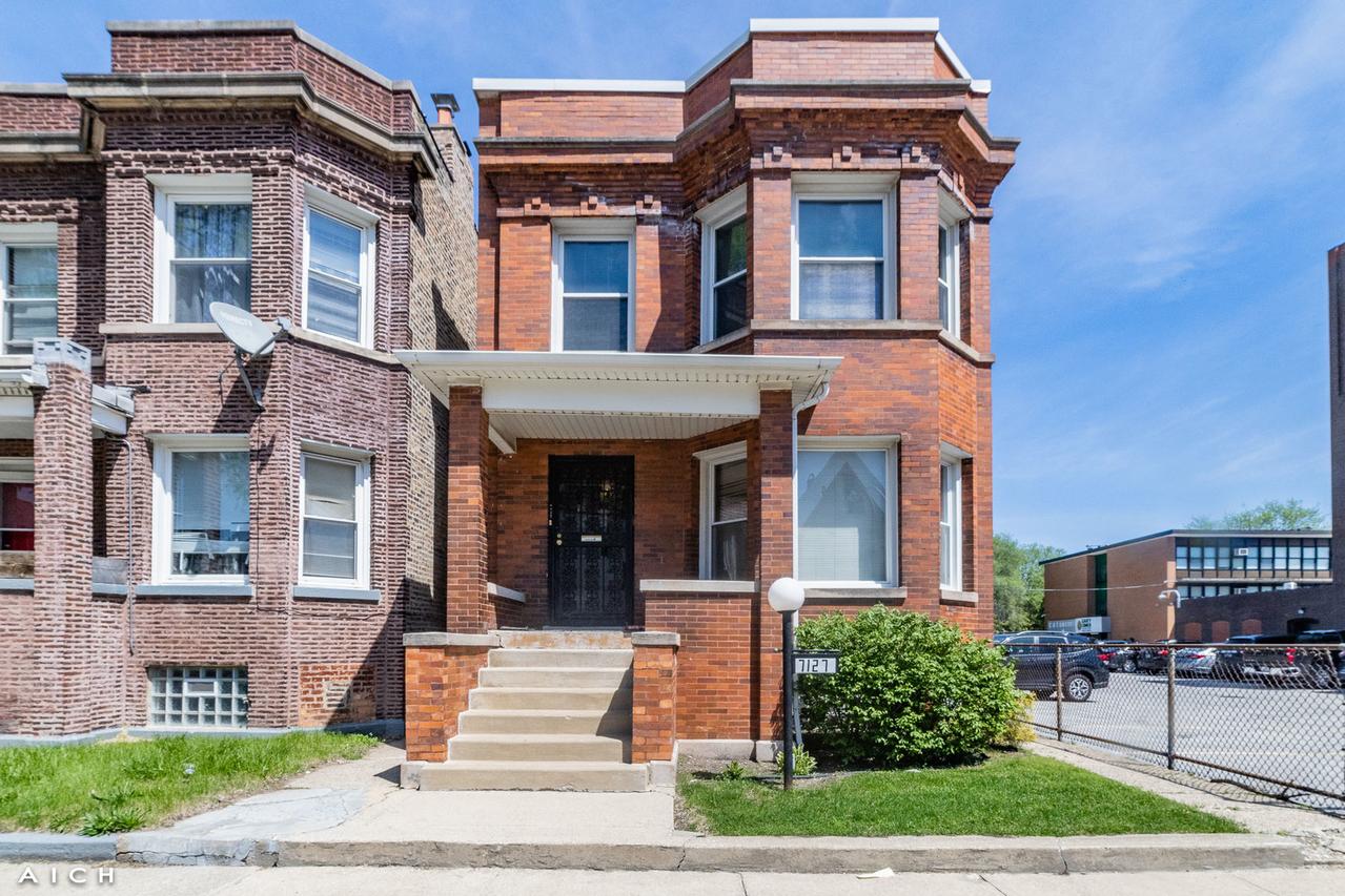 7127 S Ellis Ave., Chicago, IL 60619