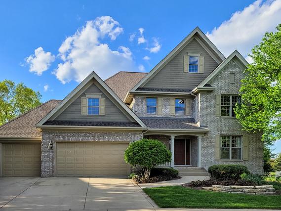 39W526 Washburn Dr., Geneva, IL 60134