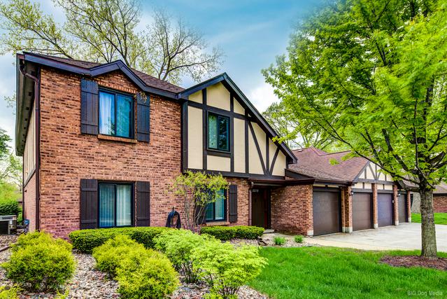 8215 Poplar Ln. #C, Palos Hills, IL 60465