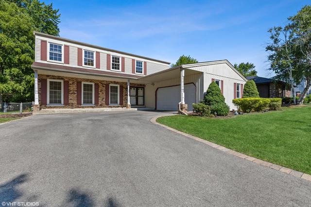 549 Olesen Dr., Naperville, IL 60540