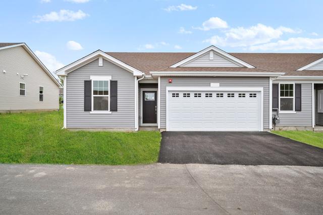 247 Sussex Ln., North Aurora, IL 60542