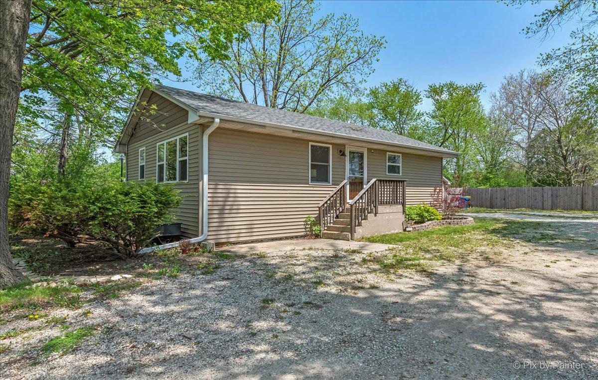 2N067 Swift Rd., Lombard, IL 60148