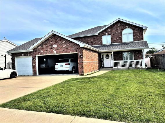 5741 W 87th Pl., Oak Lawn, IL 60453