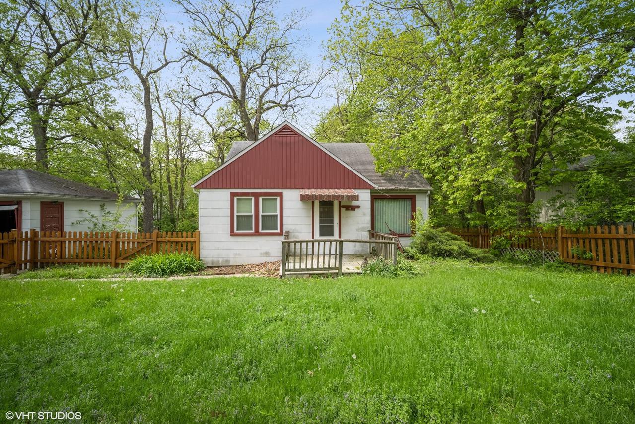21327 W Shady Ln., Lake Zurich, IL 60047
