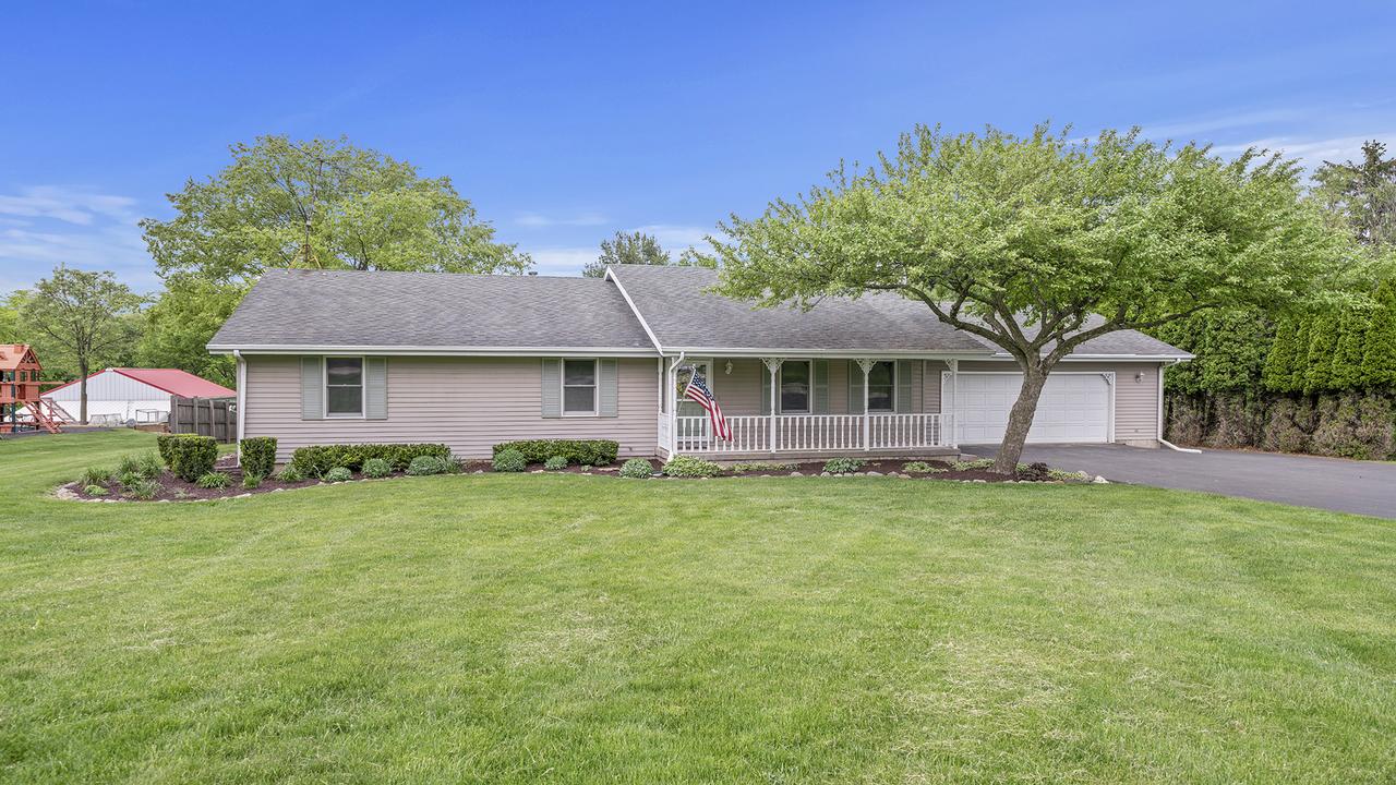 3192 N Silver Ridge Dr., Oregon, IL 61061
