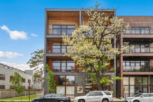 934 N California Ave. #3N, Chicago, IL 60622