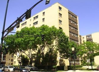 6300 N Sheridan Rd. #307, Chicago, IL 60660