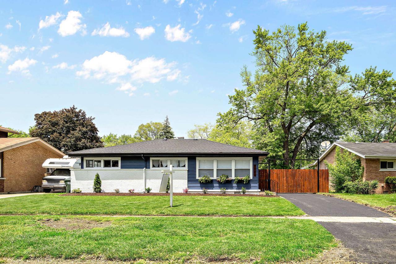 3054 Sussex Ave., Markham, IL 60428