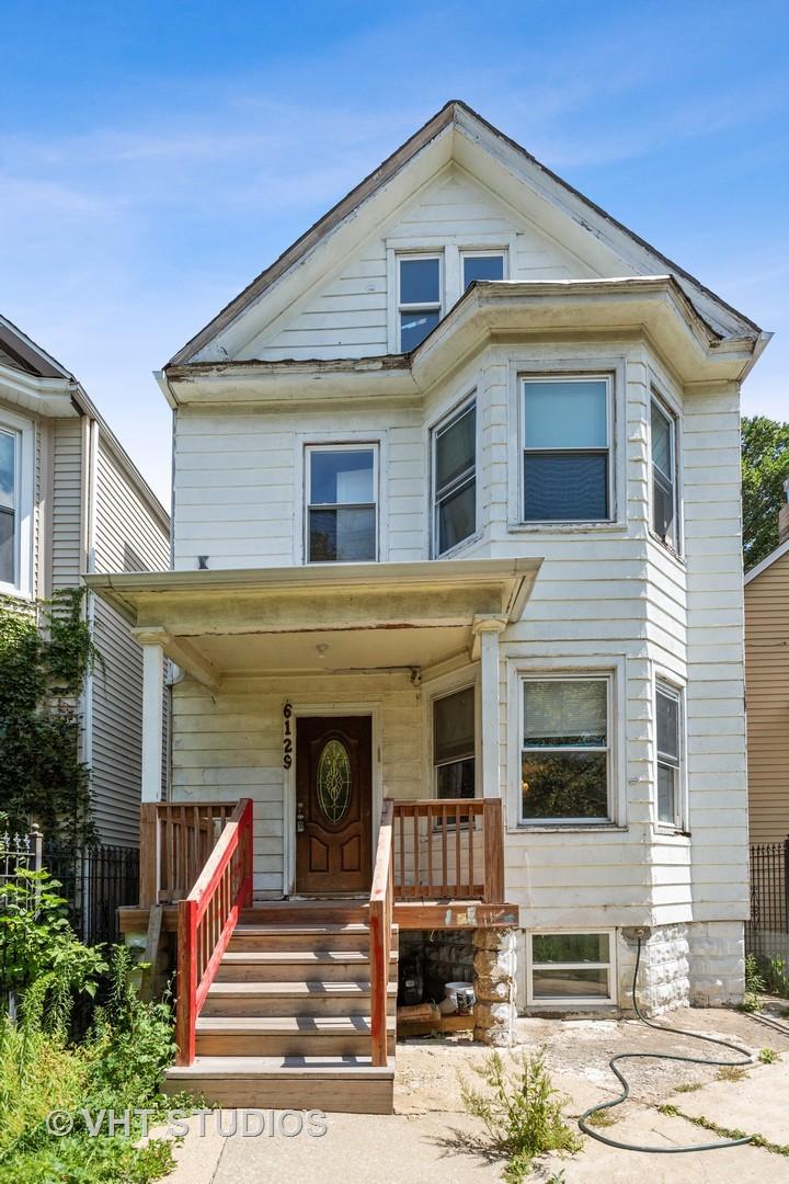 6129 N Ravenswood Ave., Chicago, IL 60660