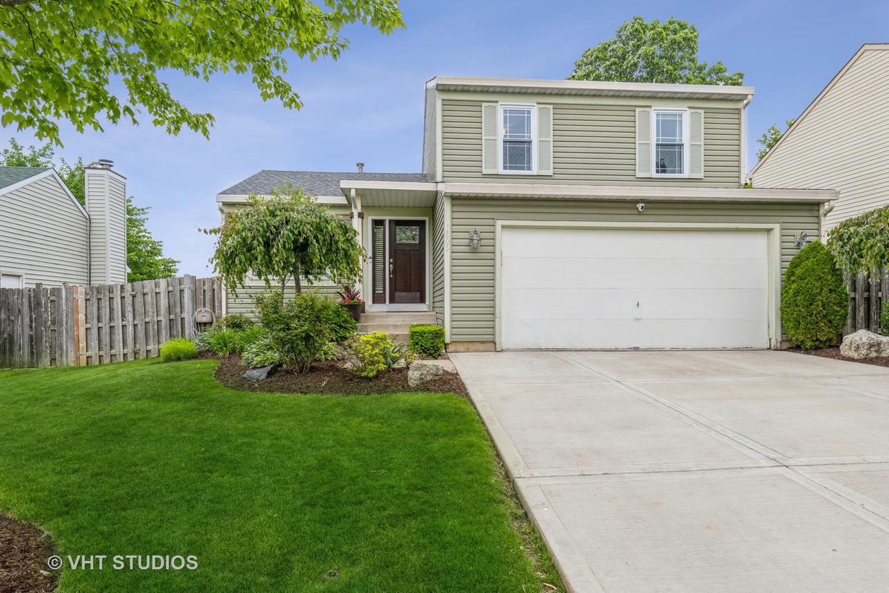 1805 Carl Dr., Round Lake Beach, IL 60073
