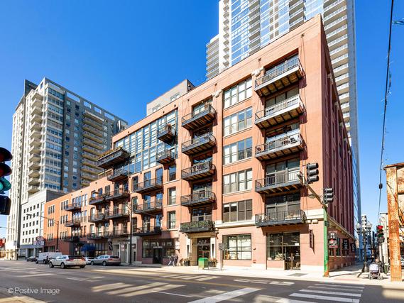 300 W Grand Ave. #602, Chicago, IL 60610