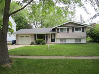 727 W Hillcrest Dr., Dekalb, IL 60115
