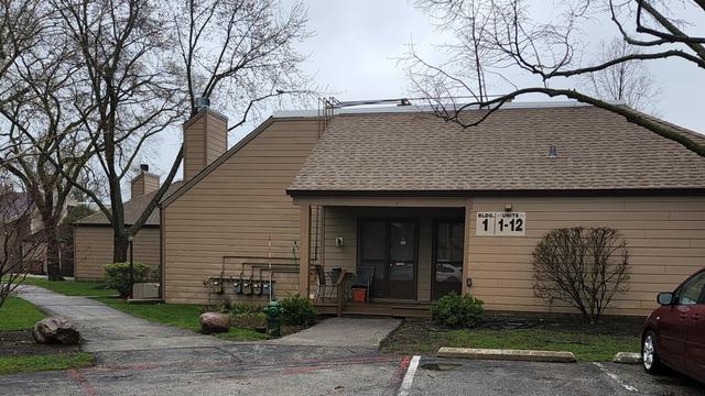3373 Beacon St. #5, North Chicago, IL 60064