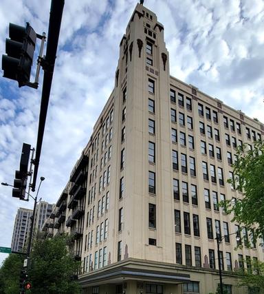 758 N Larrabee St. #305, Chicago, IL 60654
