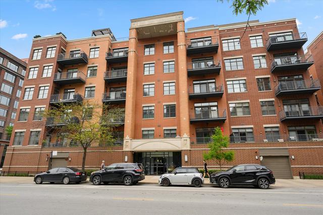 560 W Fulton St. #403, Chicago, IL 60661