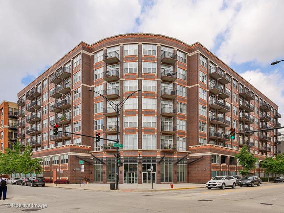 1000 W Adams St. #613, Chicago, IL 60607