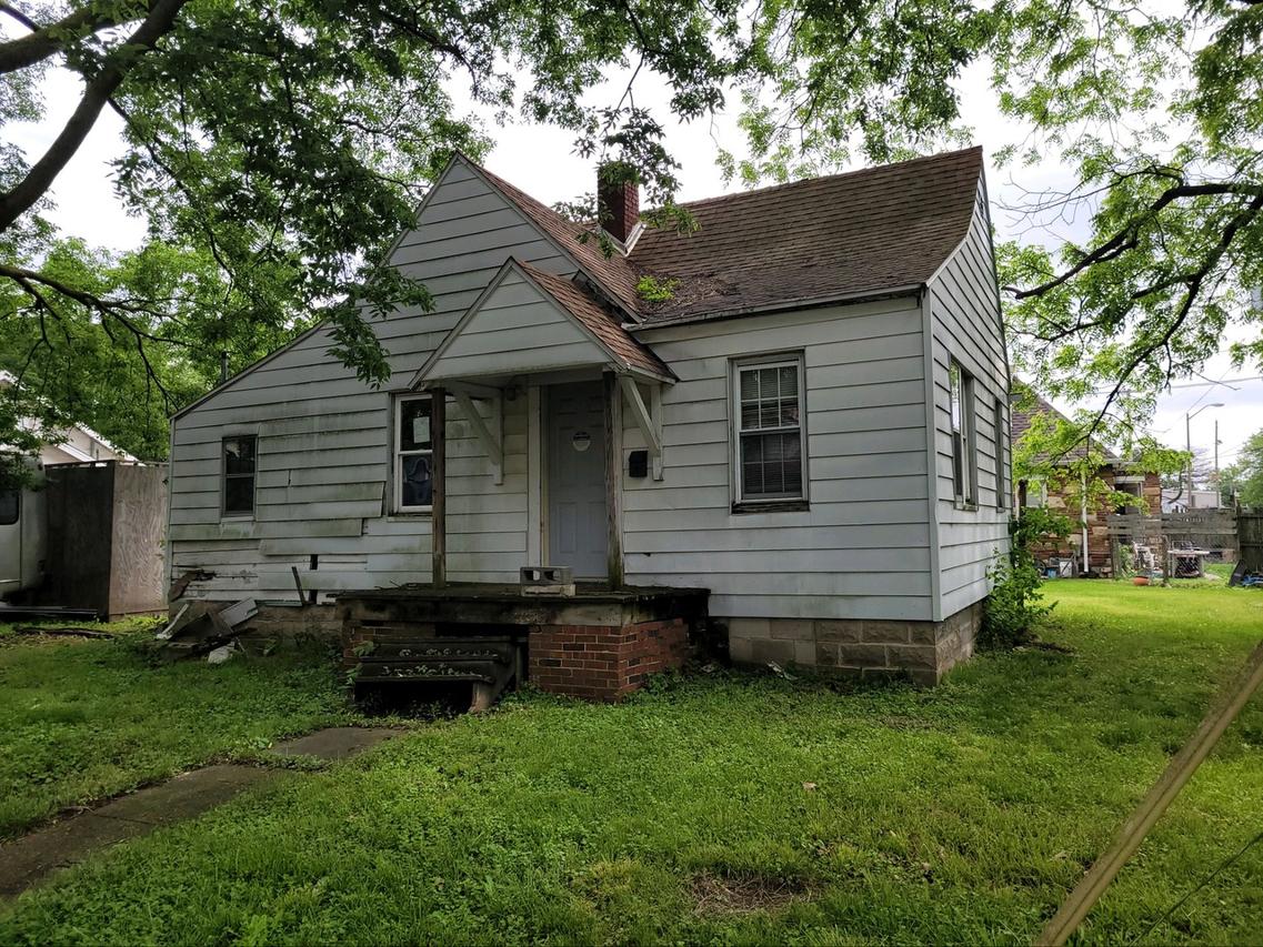 808 S Cottage Grove Ave., Urbana, IL 61801