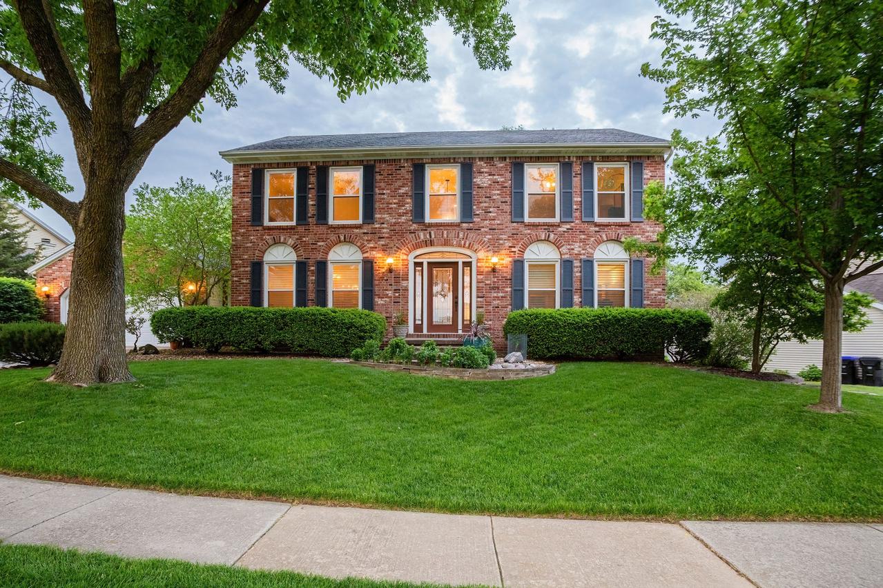 2505 Blarney Stone Ln., Bloomington, IL 61704