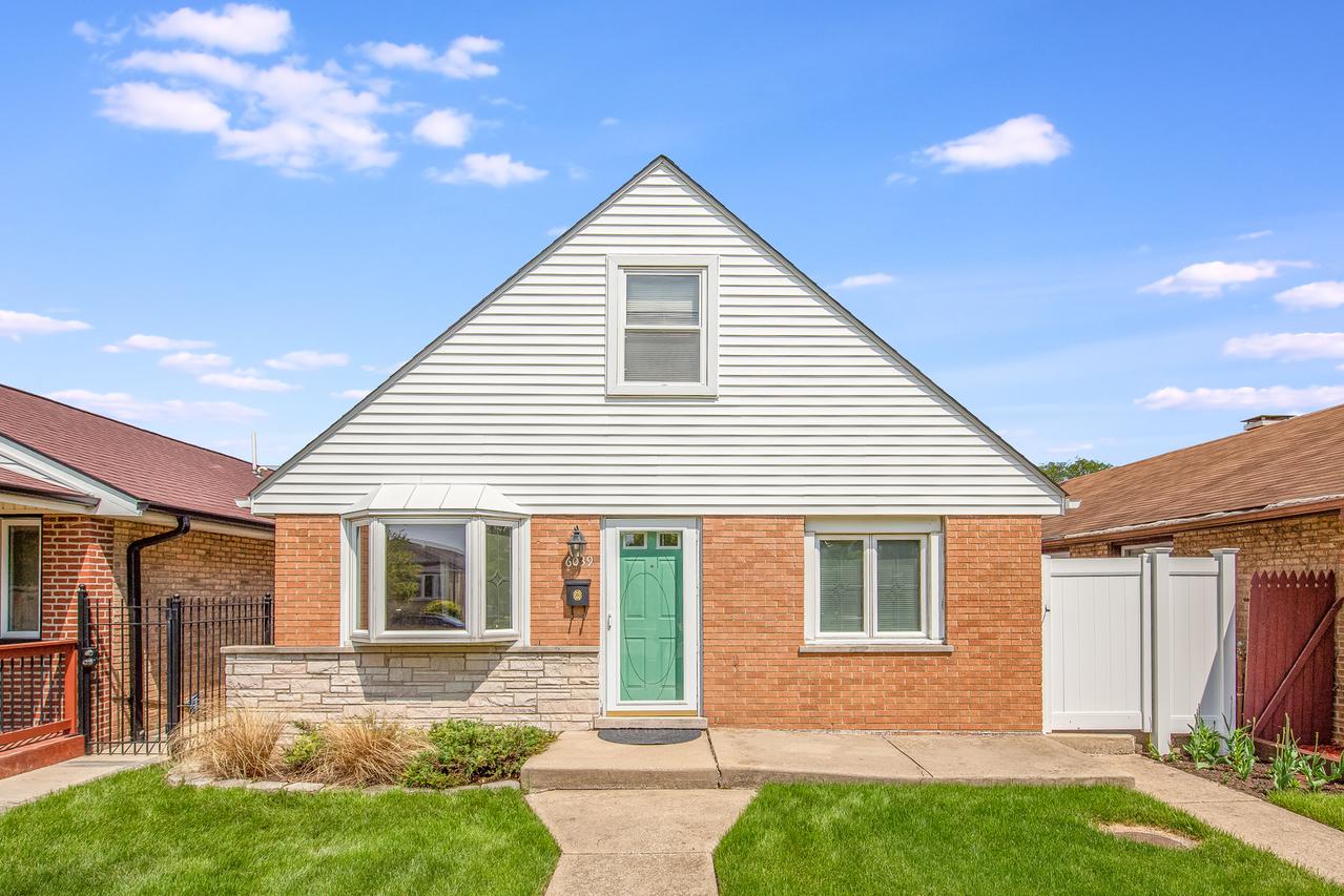 6039 S Mobile Ave., Chicago, IL 60638