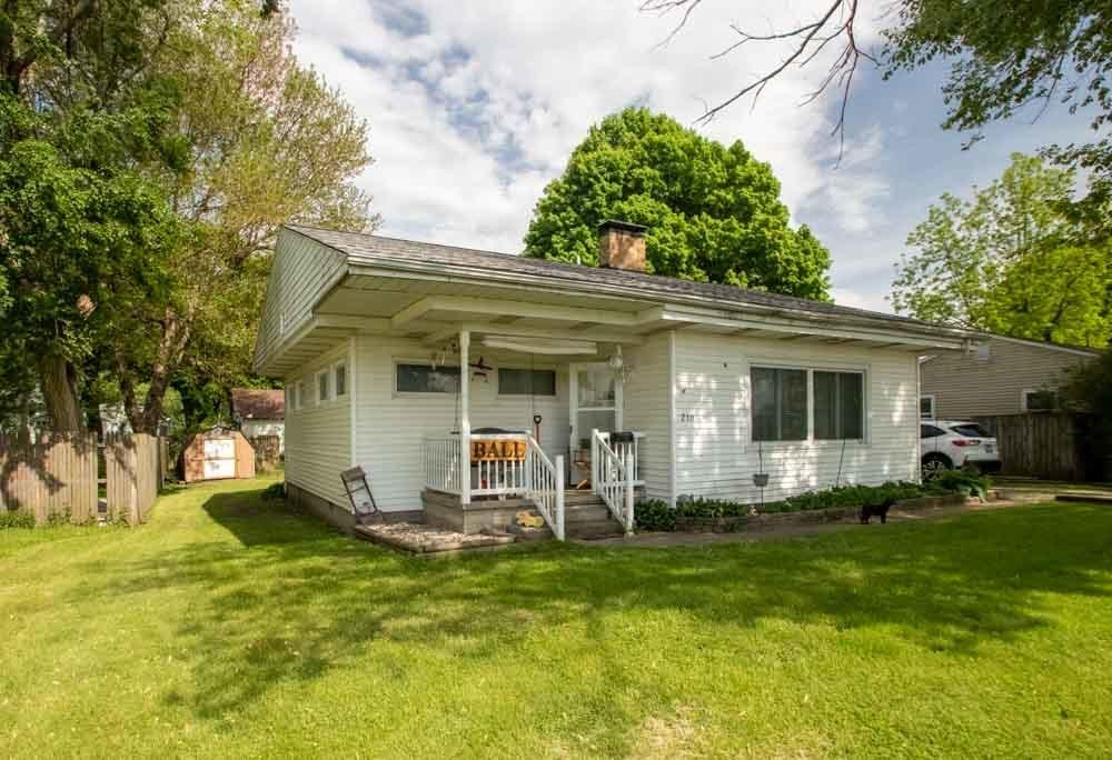 210 Logan St., Georgetown, IL 61846