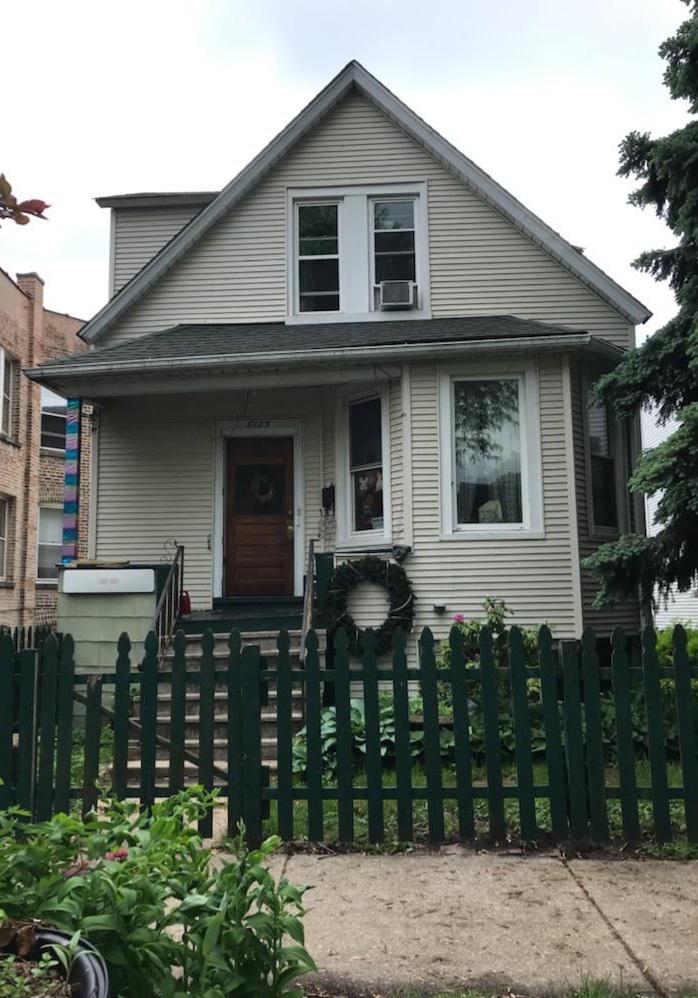 6125 N Hermitage Ave., Chicago, IL 60660