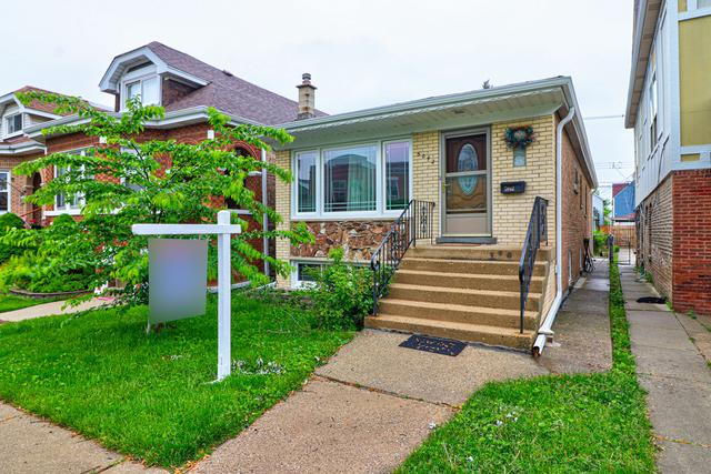 5042 W Berenice Ave., Chicago, IL 60641